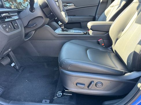 New 2026 Kia Sportage EX w/ EX Panorama Roof Package image 10