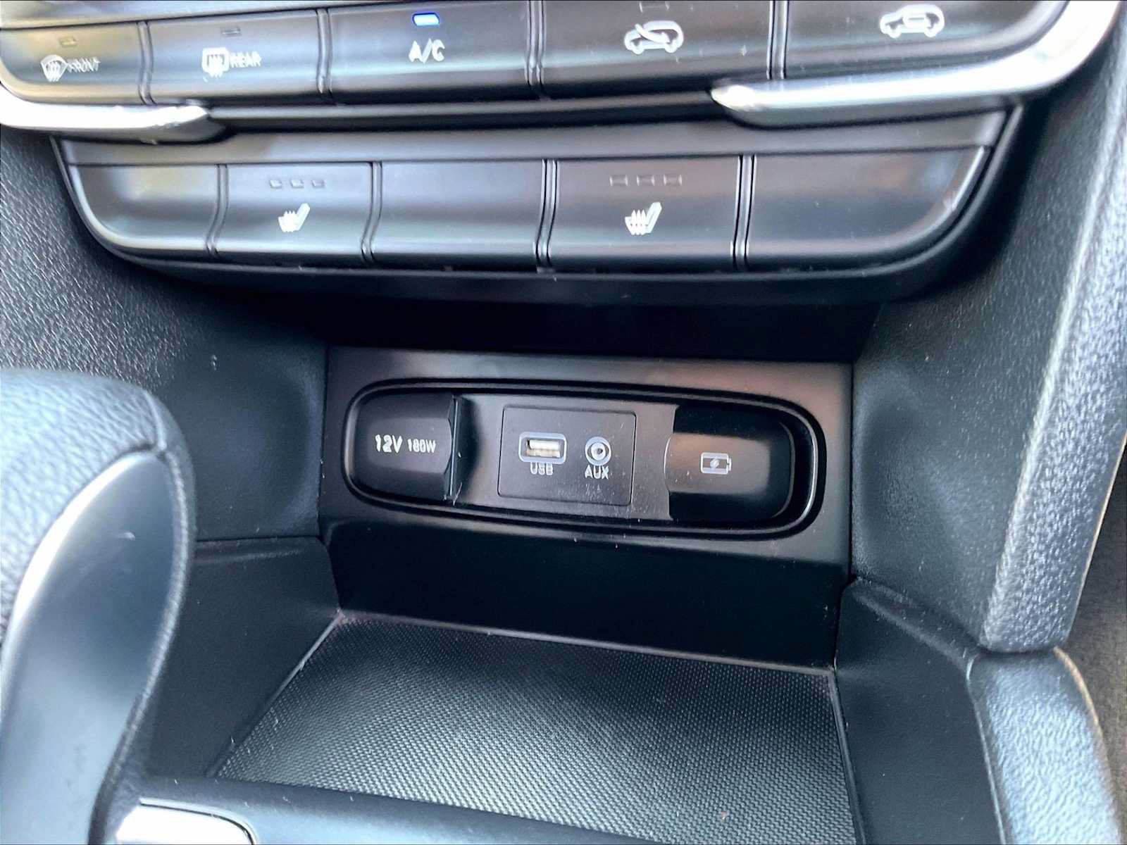Used 2020 Hyundai Santa Fe SEL FWD image 33