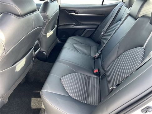 Used 2024 Toyota Camry SE w/ Convenience Package image 22