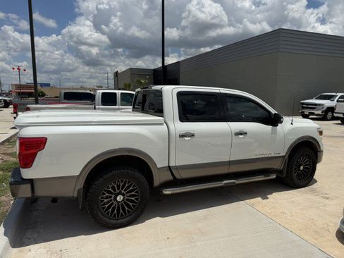 Used 2018 Nissan Titan Platinum Reserve AWD/4WD image 2