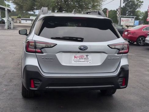 Used 2022 Subaru Outback Premium AWD/4WD image 7