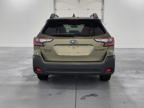Used 2023 Subaru Outback Onyx Edition AWD/4WD image 7