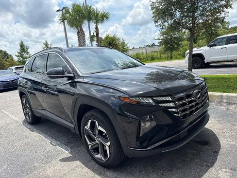 Used 2023 Hyundai Tucson Limited AWD/4WD image 2