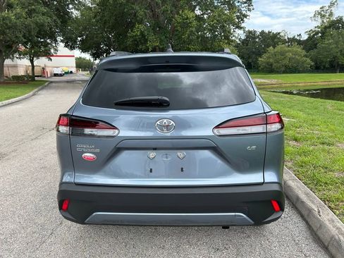 Certified 2026 Toyota Corolla Cross LE FWD image 5