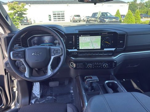 Used 2025 Chevrolet Silverado 1500 RST w/ Convenience Package II AWD/4WD image 19