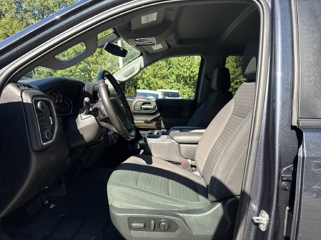 Used 2021 Chevrolet Silverado 1500 LT AWD/4WD image 13