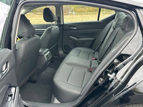 New 2025 Nissan Altima 2.5 SL image 14