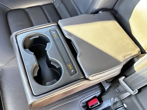 Certified 2023 MAZDA CX-5 Signature image 16