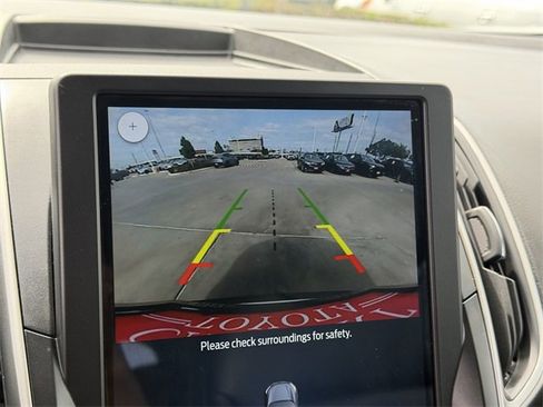 Used 2024 Ford Edge SEL image 16