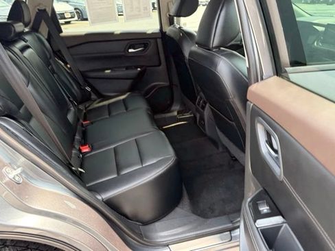 Certified 2023 Nissan Rogue SL AWD/4WD image 31