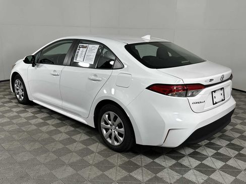Used 2024 Toyota Corolla LE image 6