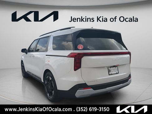 New 2026 Kia Carnival EX FWD image 6