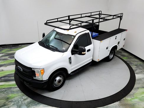 Used 2017 Ford F350 XL w/ Power Equipment Group image 32