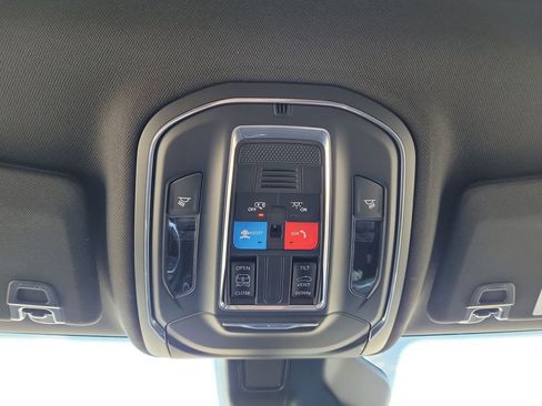 New 2025 Jeep Grand Cherokee Laredo X image 27