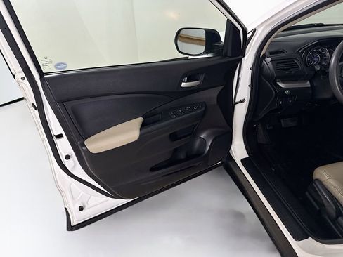 Used 2016 Honda CR-V SE image 9