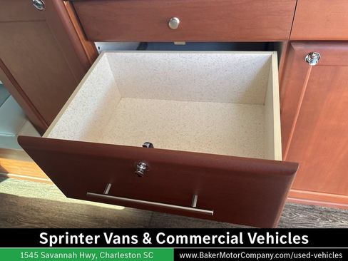 Used 2016 Mercedes-Benz Sprinter 3500 image 42