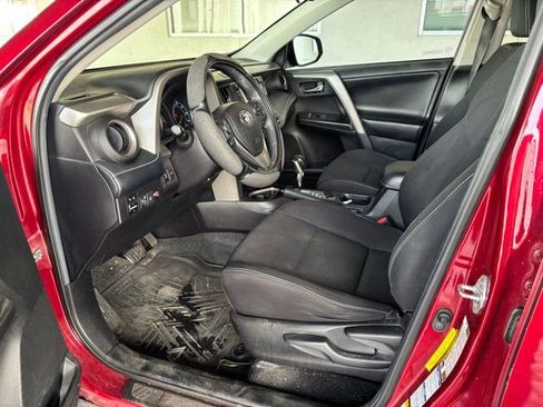 Used 2018 Toyota RAV4 Adventure AWD/4WD image 8