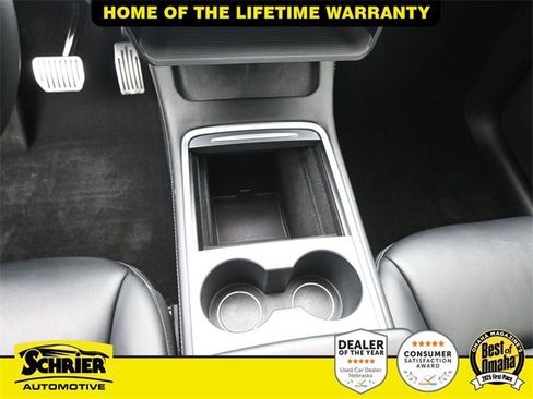 Used 2022 Tesla Model Y Long Range image 33