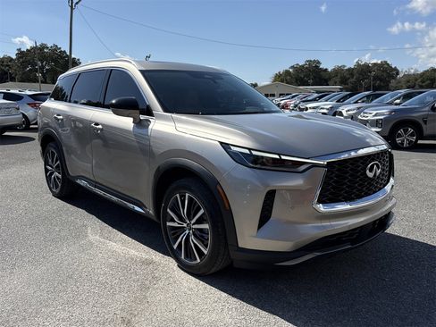 Used 2023 INFINITI QX60 Sensory w/ Vision Package image 7