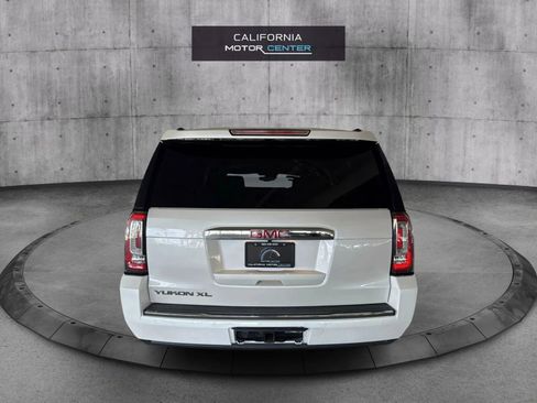 Used 2018 GMC Yukon XL Denali w/ Denali Ultimate Package AWD/4WD image 6