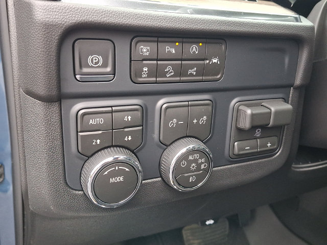 New 2026 Chevrolet Tahoe High Country w/ Sun And Tow Package AWD/4WD image 18