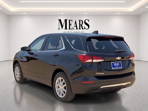 Used 2024 Chevrolet Equinox LT AWD/4WD image 3