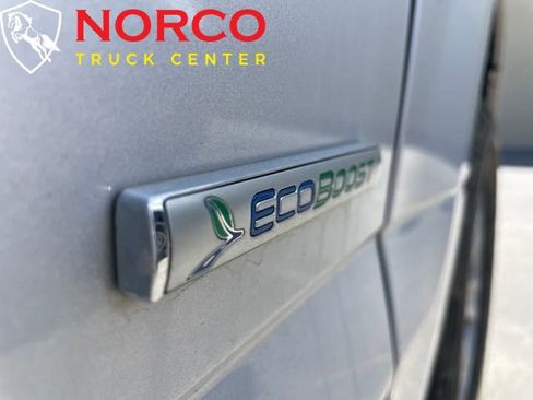 Used 2017 Ford F150 XLT w/ Trailer Tow Package image 11