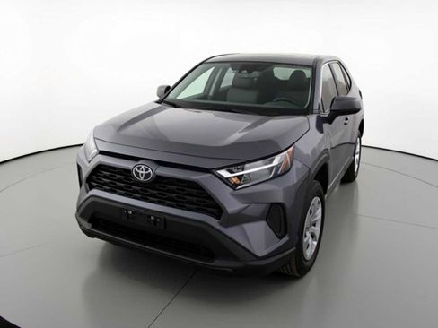 Certified 2025 Toyota RAV4 LE image 1