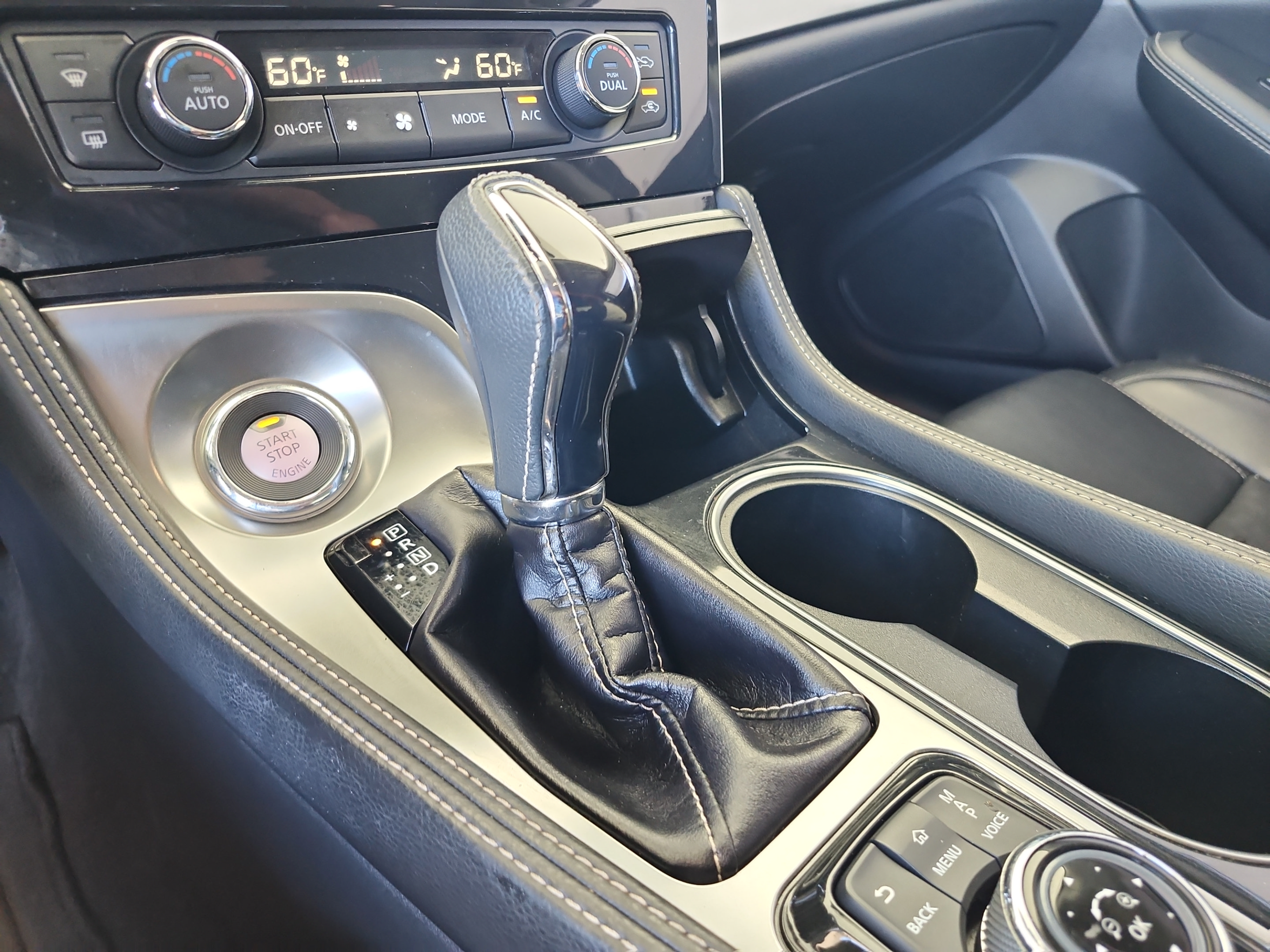 Used 2020 Nissan Maxima 3.5 SV w/ Floor Mat Group FWD image 14