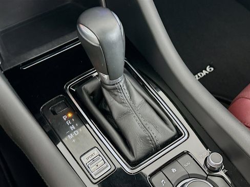 Used 2021 MAZDA MAZDA6 Carbon Edition FWD image 25