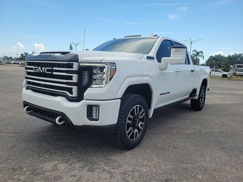 Certified 2021 GMC Sierra 2500 AT4 w/ AT4 Premium Plus Package AWD/4WD image 2