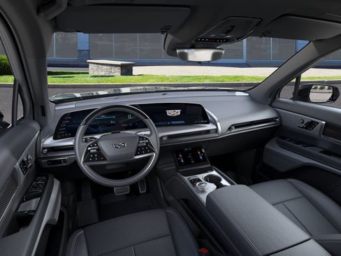 New 2026 Cadillac Vistiq Luxury w/ LPO, Floor Liner Package image 15