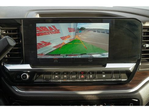 Used 2025 GMC Sierra 1500 SLT AWD/4WD image 41