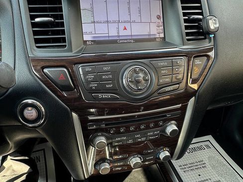 Used 2014 Nissan Pathfinder SL w/ SL Tech Package image 13