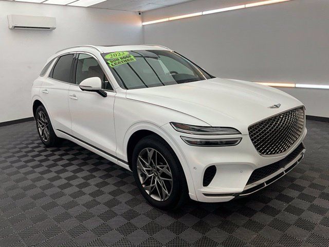 Used 2023 Genesis GV70 2.5T w/ Advanced Package AWD/4WD image 3