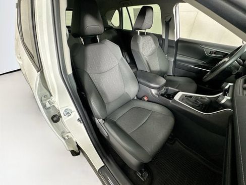 Used 2023 Toyota RAV4 XLE image 26