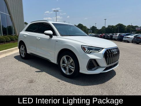 Used 2024 Audi Q3 2.0T Premium Plus AWD/4WD image 3