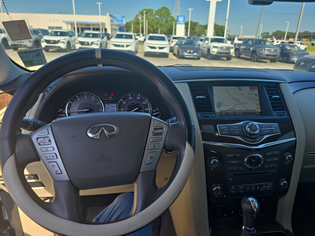 Used 2017 INFINITI QX80 4WD w/ Driver Assistance Package image 21