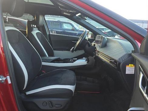 Used 2023 Kia EV6 GT-Line w/ GT-Line Suede Seat Package image 6