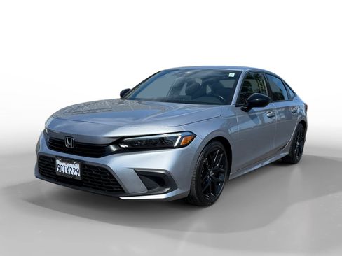 Used 2022 Honda Civic Sport image 1