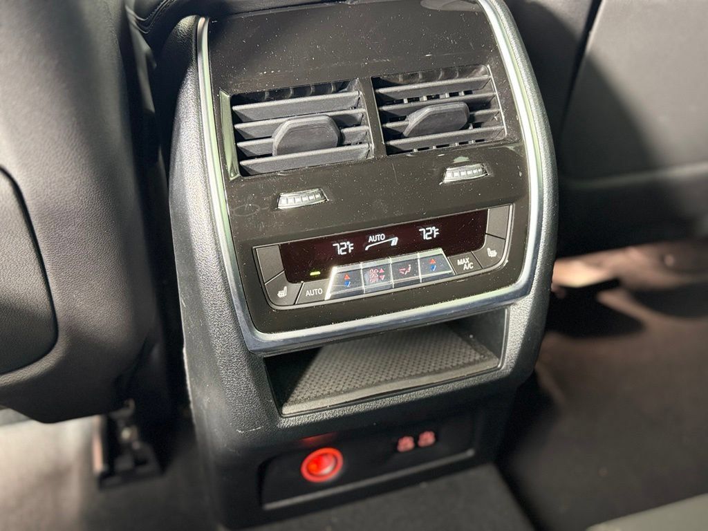Used 2024 BMW X5 M60i AWD/4WD image 28