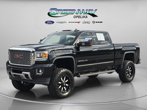Used 2016 GMC Sierra 2500 Denali w/ Duramax Plus Package image 8