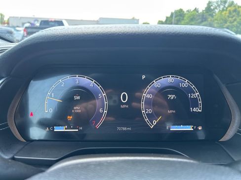 Used 2023 Jeep Grand Cherokee Limited image 13