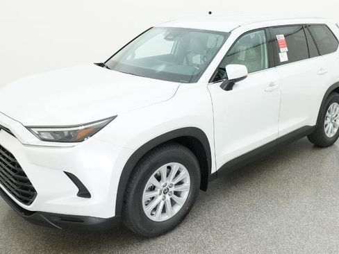 New 2026 Toyota Grand Highlander AWD Hybrid image 1
