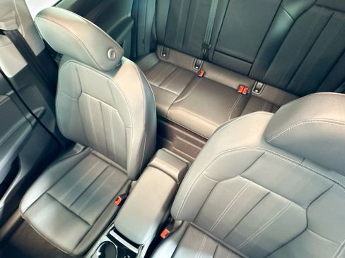 New 2025 Audi Q6 e-tron Premium image 18