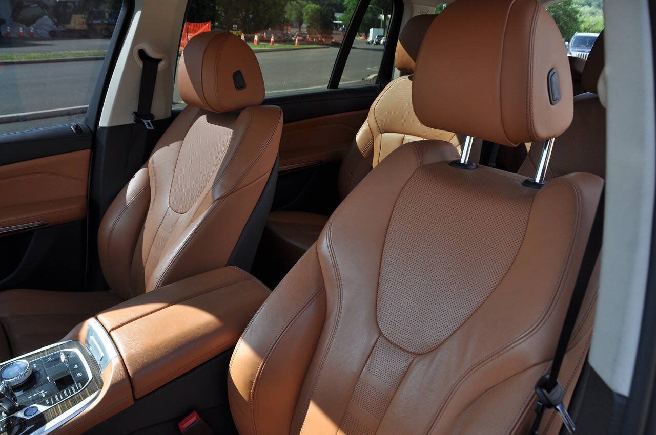 Used 2019 BMW X7 xDrive40i AWD/4WD image 25