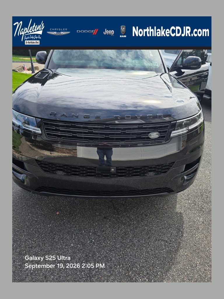 Used 2024 Land Rover Range Rover Sport SE AWD/4WD image 1