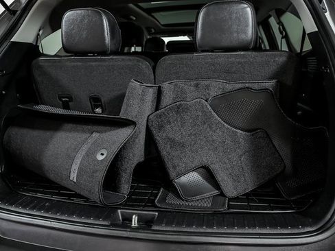 Used 2022 Kia Sorento S w/ Panoramic Sunroof Package image 8