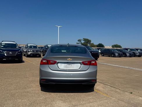 Used 2025 Chevrolet Malibu LT FWD image 19