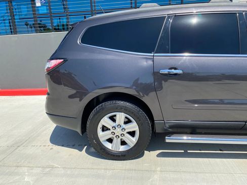 Used 2014 Chevrolet Traverse LT w/ LPO, 'HIT The Road' Package FWD image 21